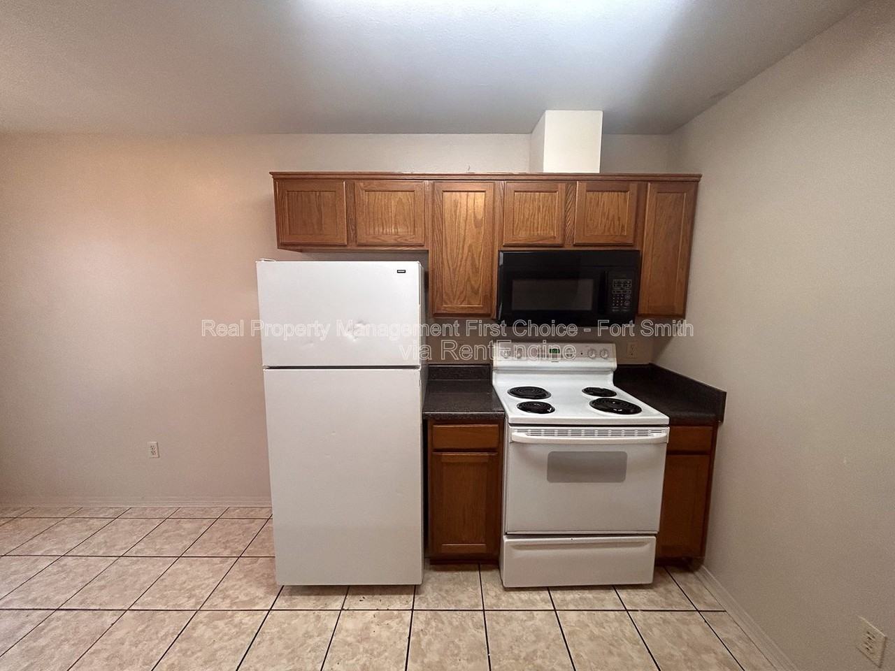 1857 Brazil Ave - Photo 5 of 14