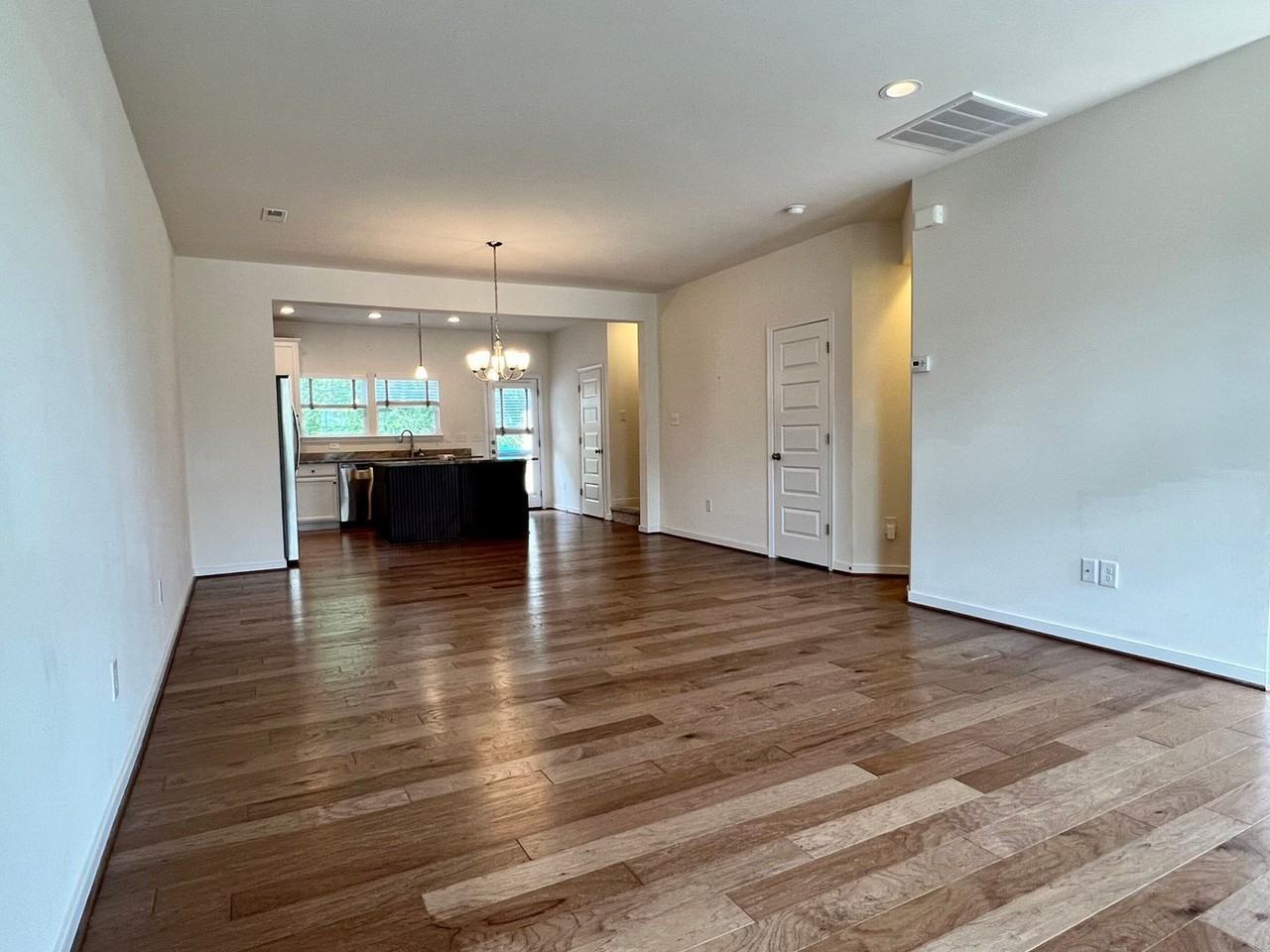 17617 Memorial Tournament Dr - Photo 5 of 38