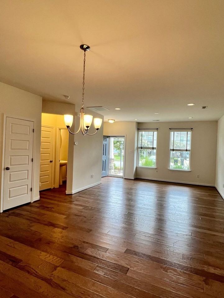 17617 Memorial Tournament Dr - Photo 7 of 38