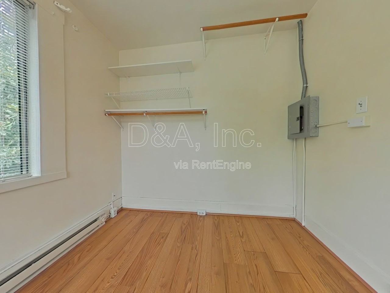 1363 Nw Monroe Ave #3 - Photo 6 of 9