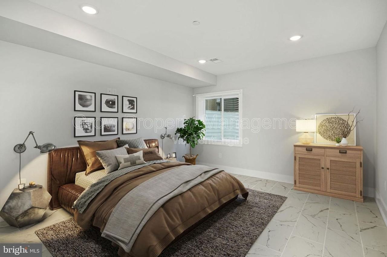 1904 E York St #1stFL - Photo 4 of 41