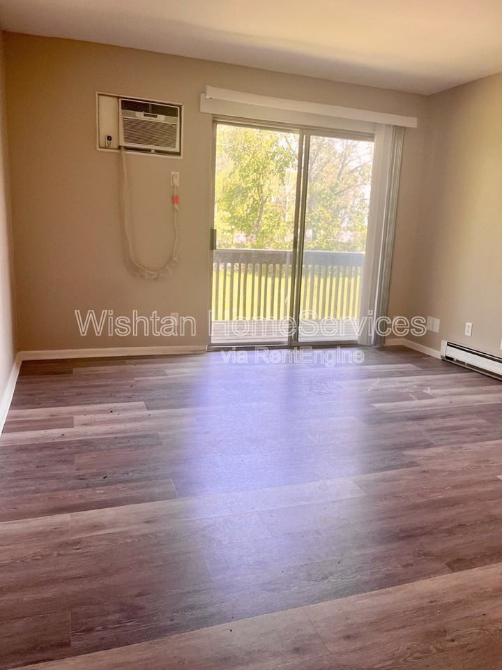 220 N Charleston Blvd #3 - Photo 3 of 15
