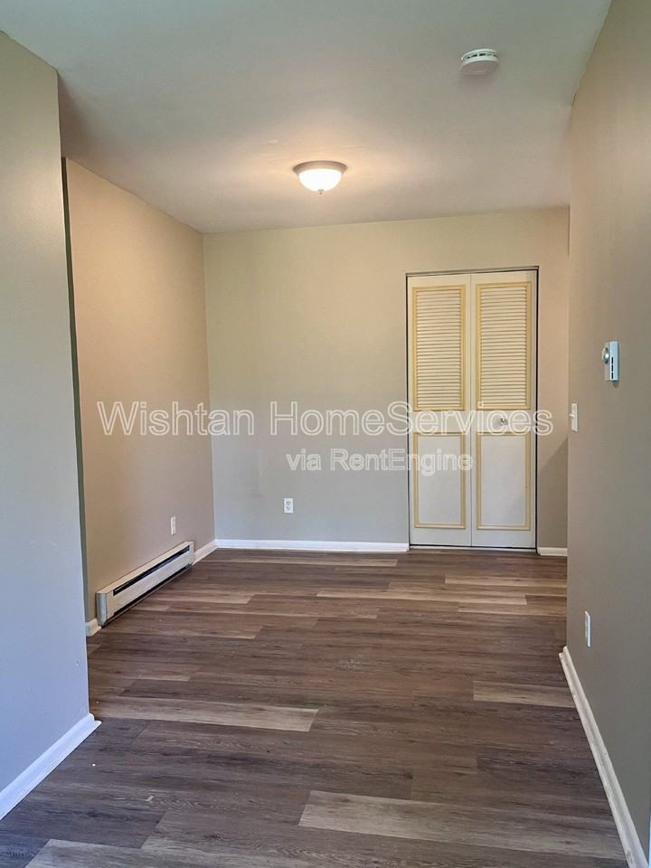 220 N Charleston Blvd #3 - Photo 5 of 15