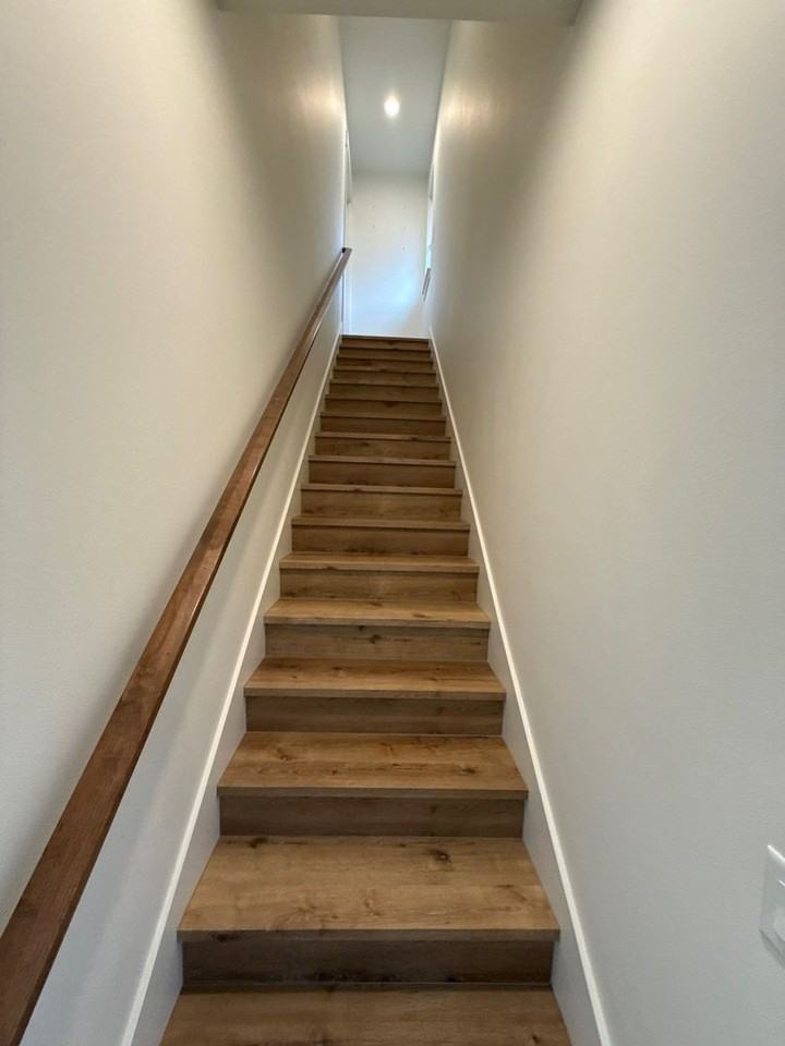 2704 D St Ne #A - Photo 4 of 17