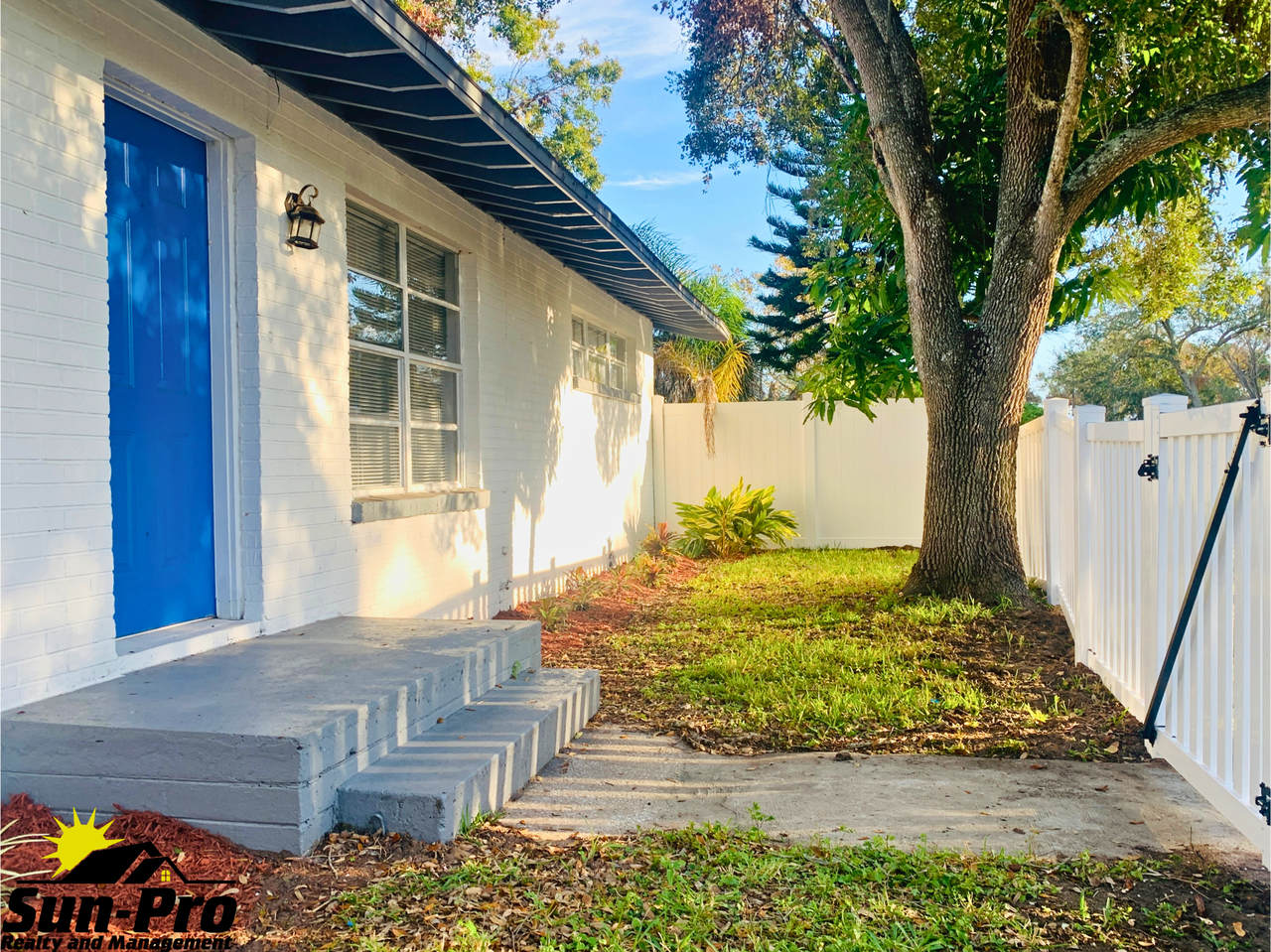 723 Madison Ave - Photo 4 of 26