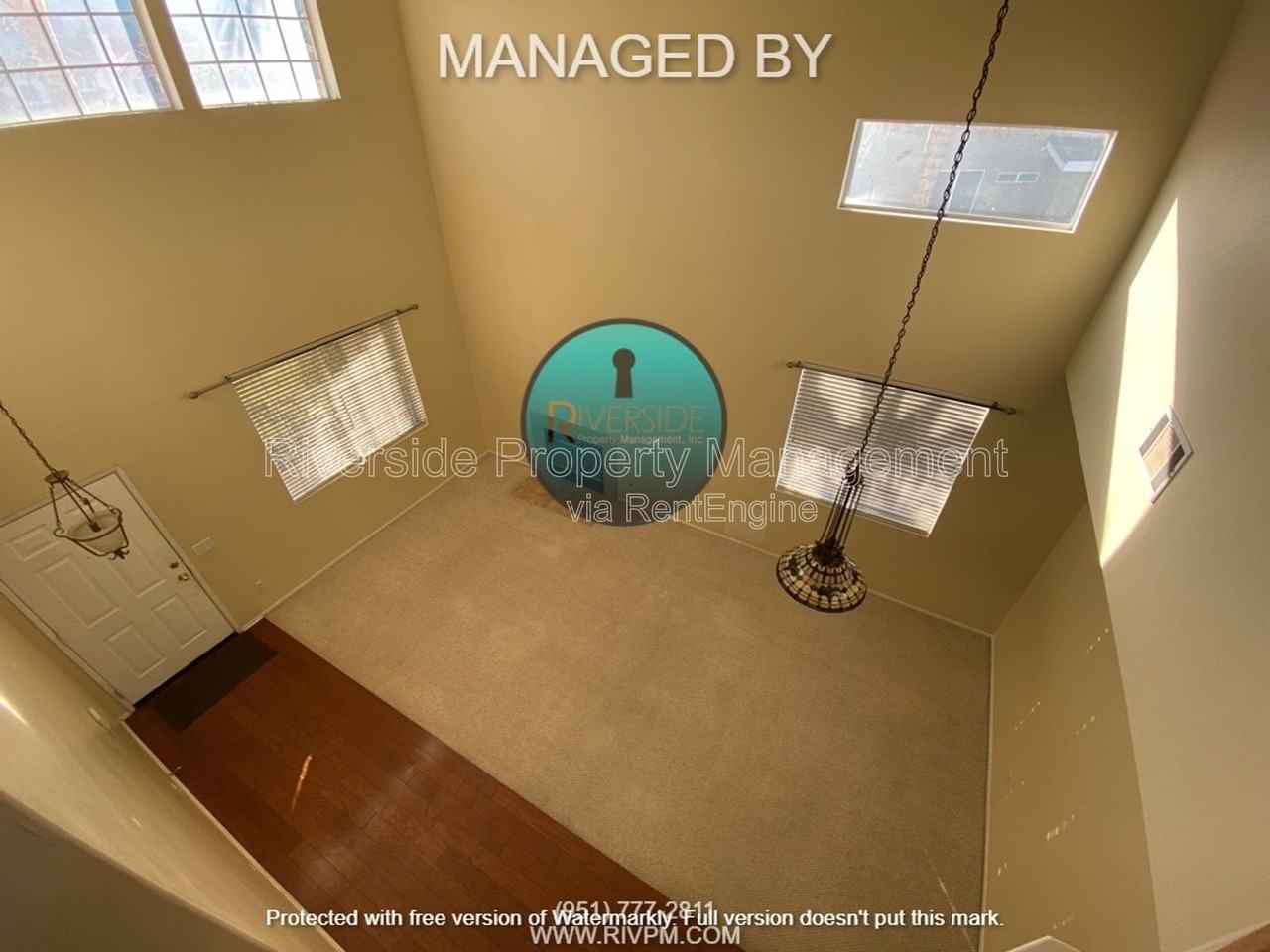 1375 Williamsburg Ln - Photo 5 of 17