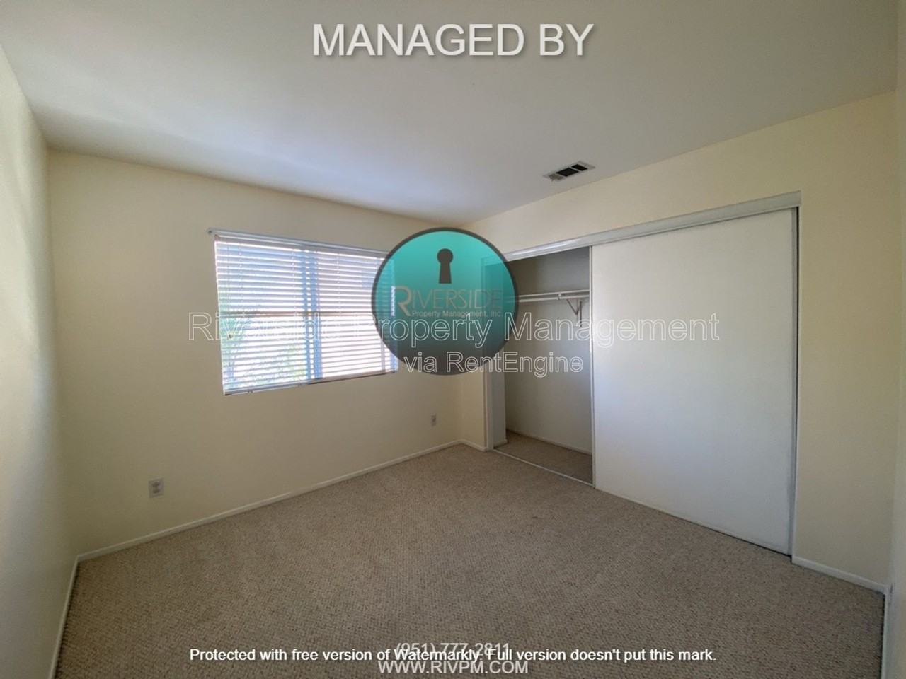 1375 Williamsburg Ln - Photo 7 of 17