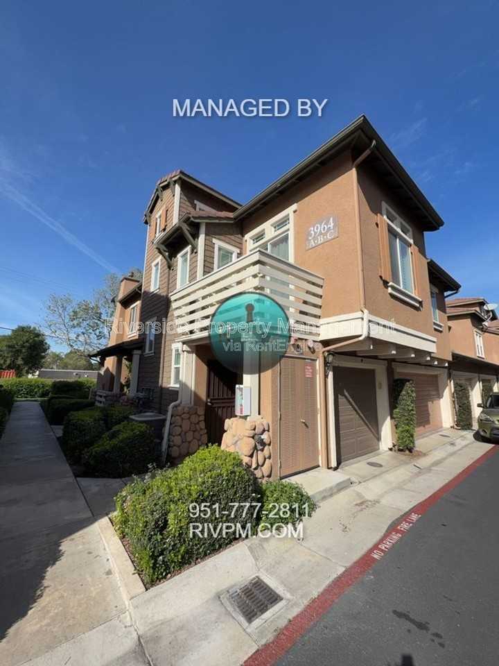 3964 Polk St #A - Photo 3 of 42