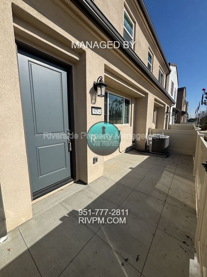 9154 Teralina Cir - Photo 4 of 26