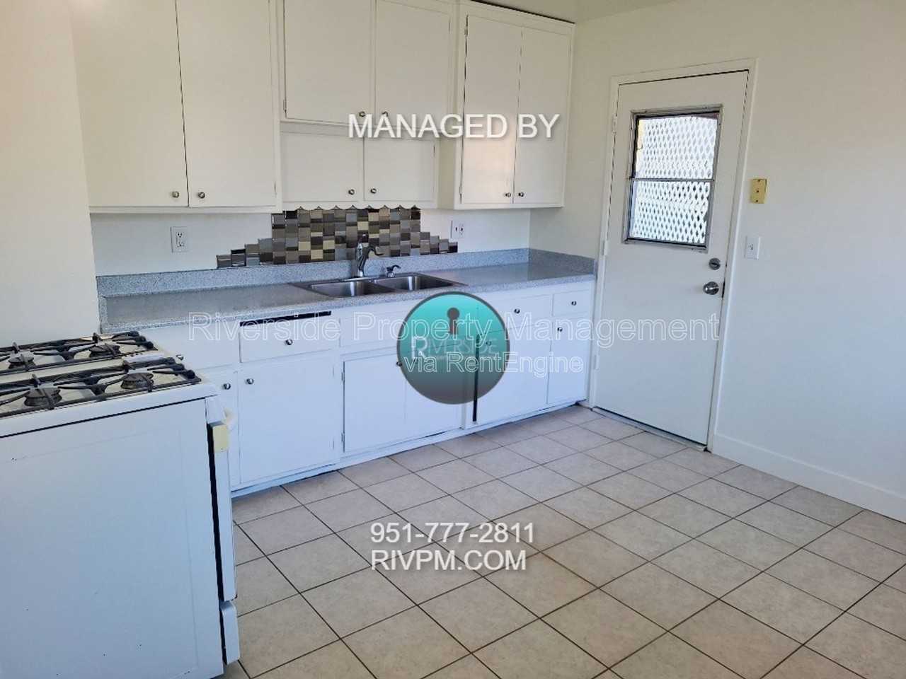 6262 Jones Ave - Photo 5 of 15