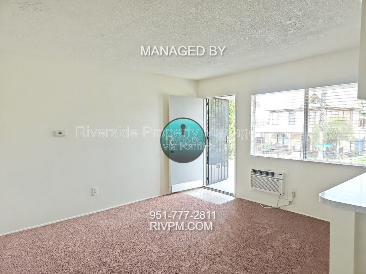 3682 15th St - Photo 3 of 10