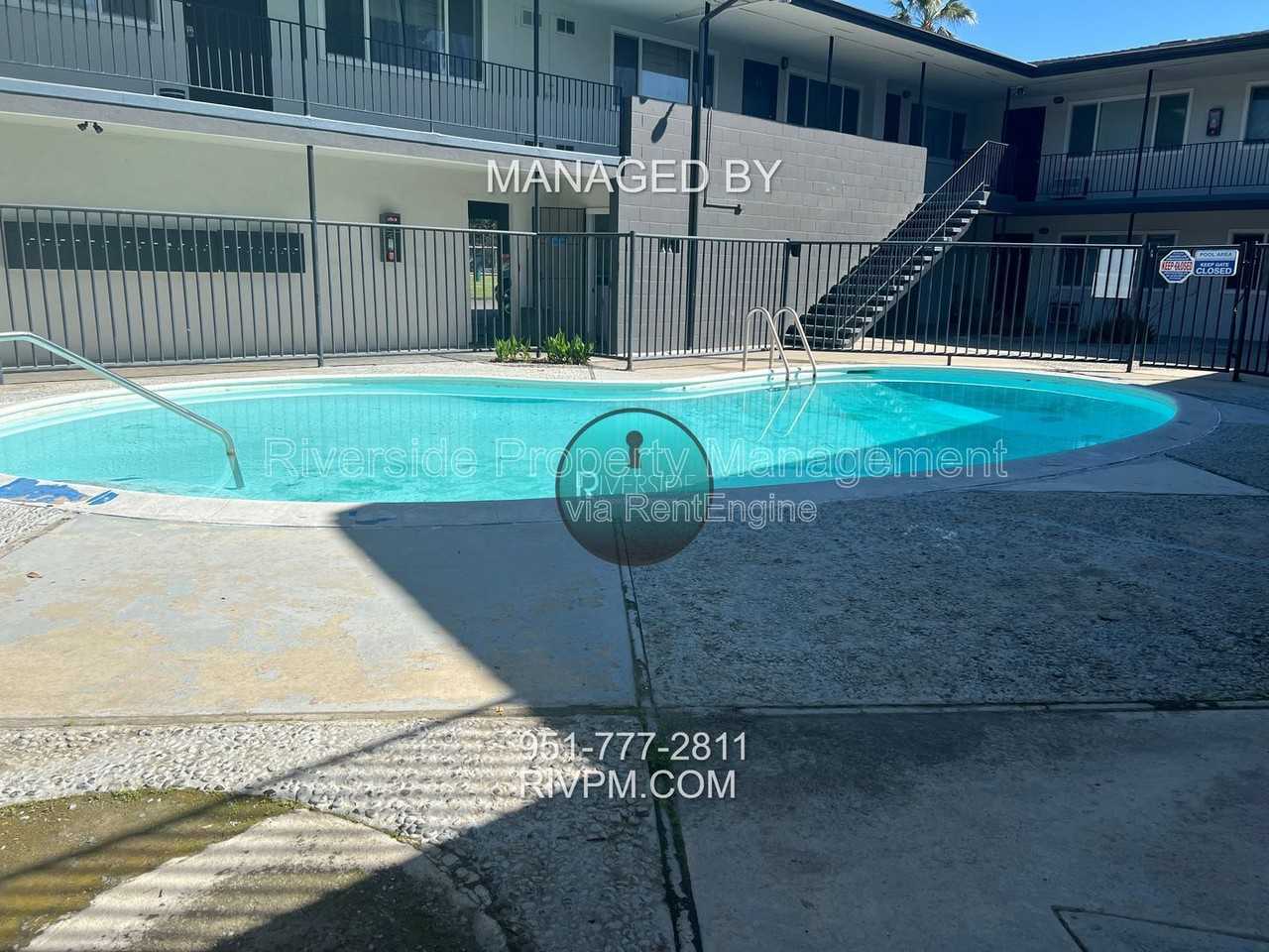 1881 Loma Vista St #11 - Photo 3 of 7