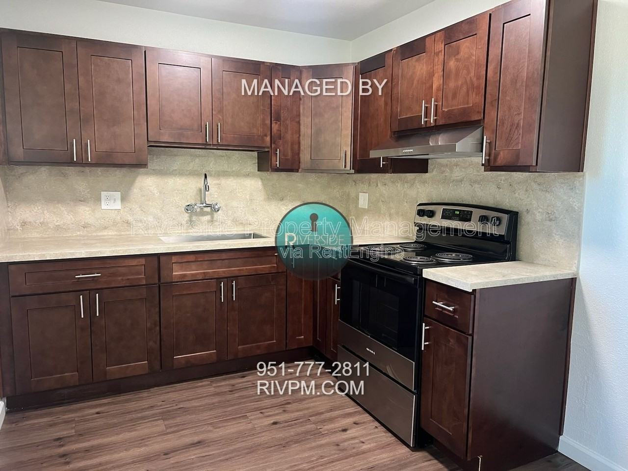 1881 Loma Vista St #11 - Photo 4 of 7