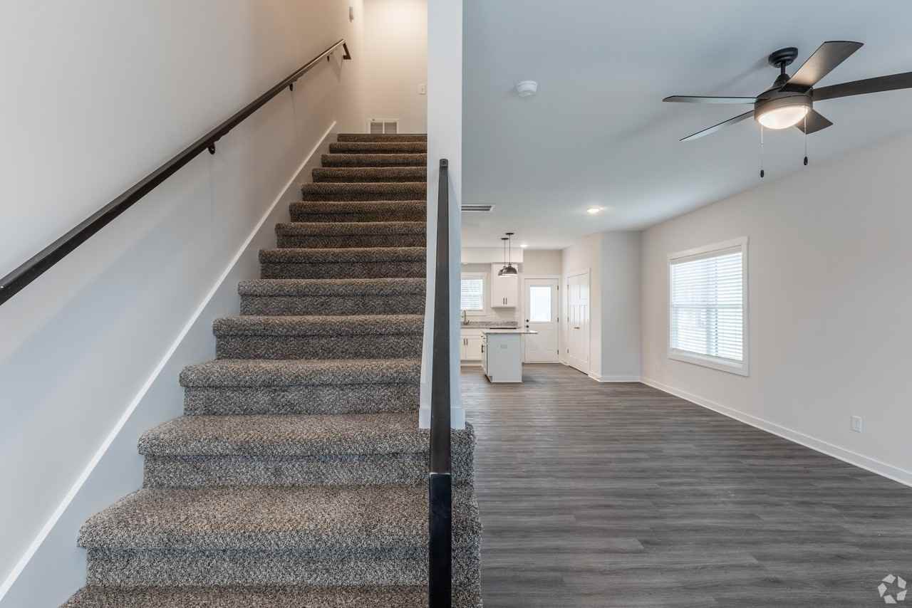 102 #102B - Photo 5 of 10