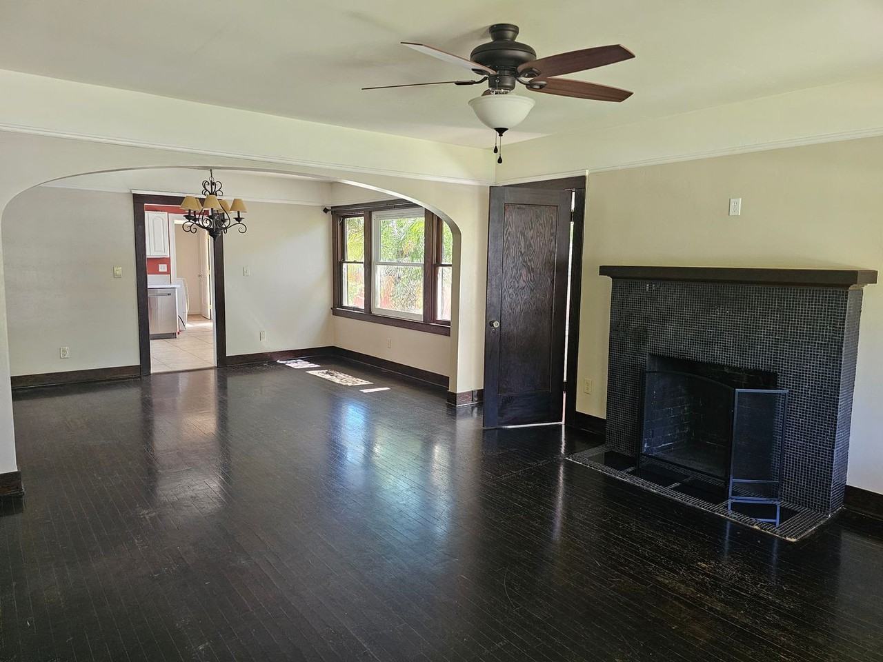 133 N Tassajara Dr - Photo 3 of 12