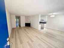 01750BE - Photo 1 of 1