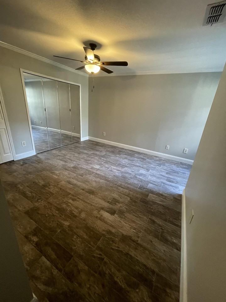 937 Birmingham Ct #1 - Photo 7 of 21