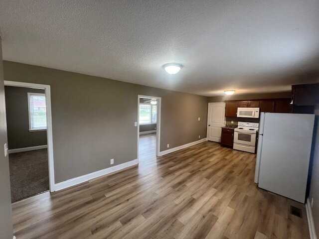 132 Dave Dr - Photo 7 of 15