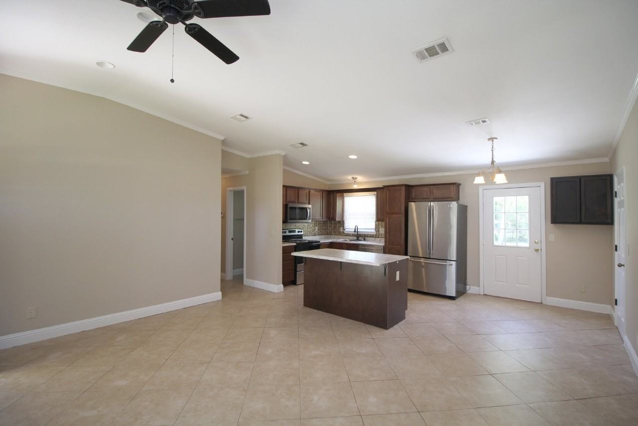 6841 Melanie Dr - Photo 3 of 16