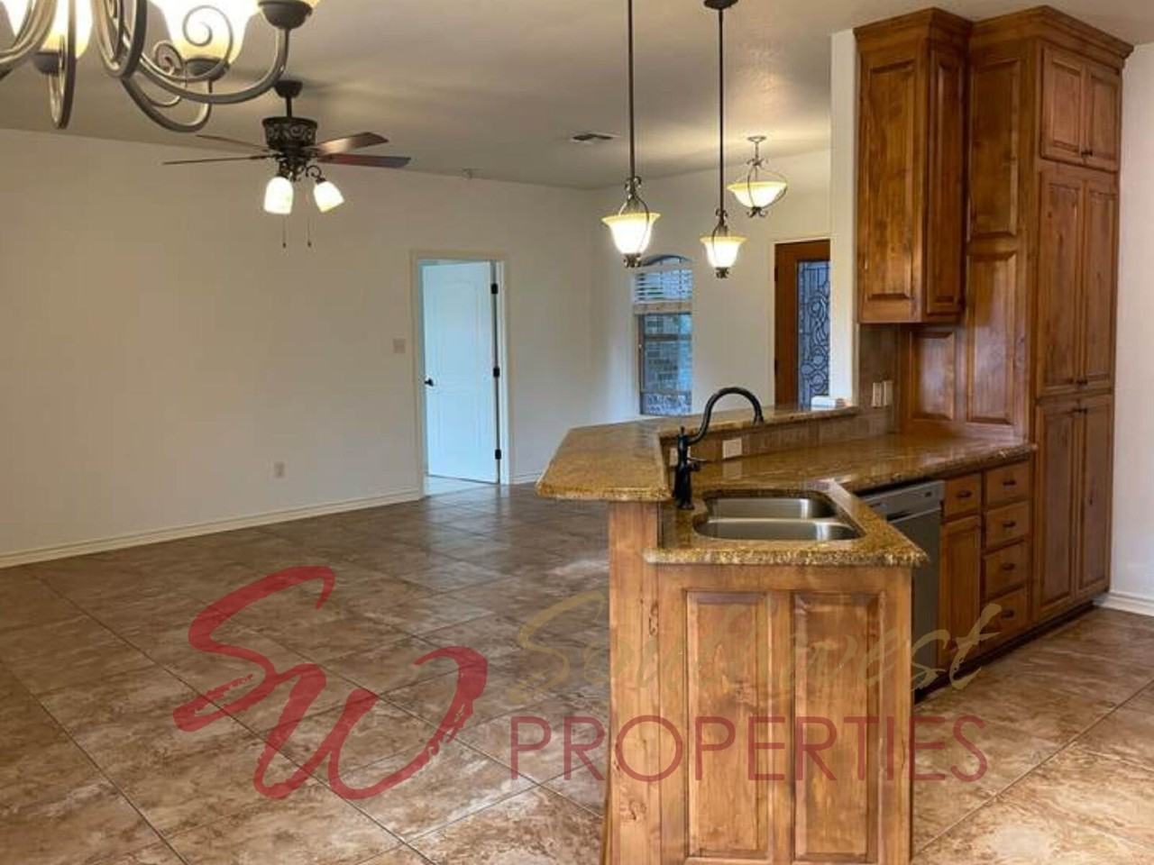 1253 Elk Ridge Dr - Photo 3 of 9