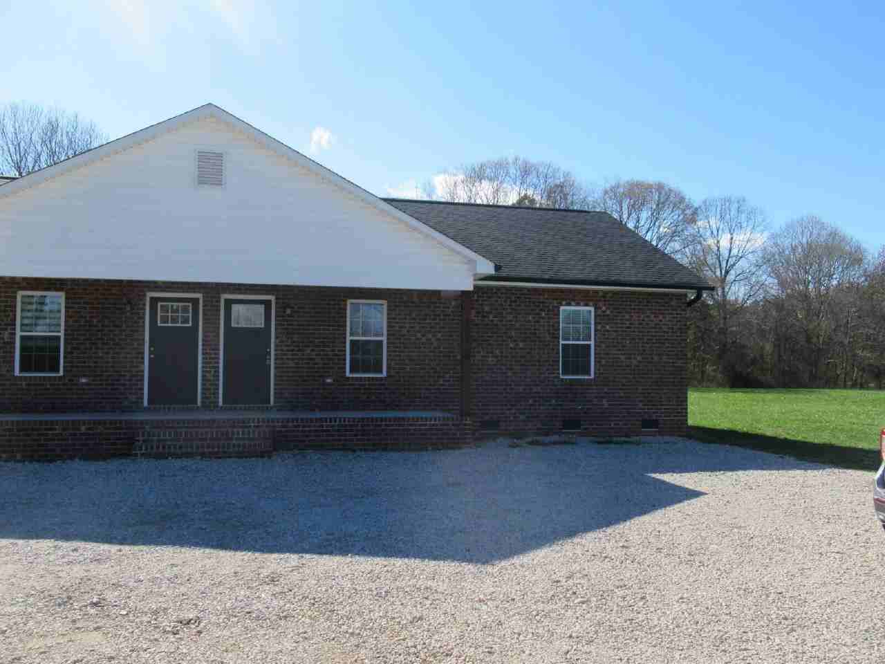 405 Northbrook Iii School Rd - Photo 2 of 16