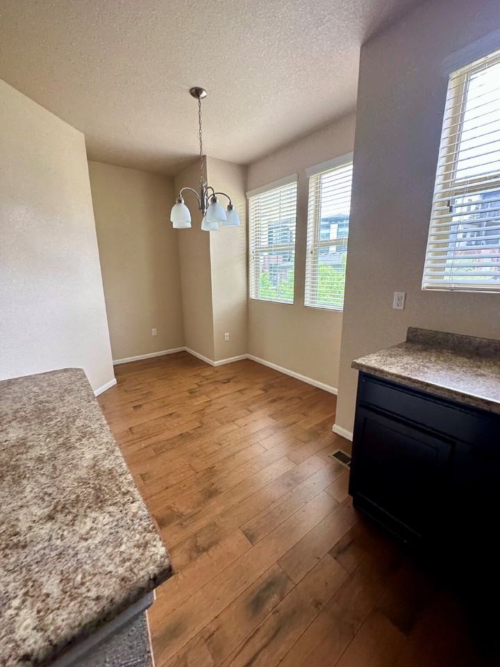 10312 Bellwether Ln - Photo 4 of 14