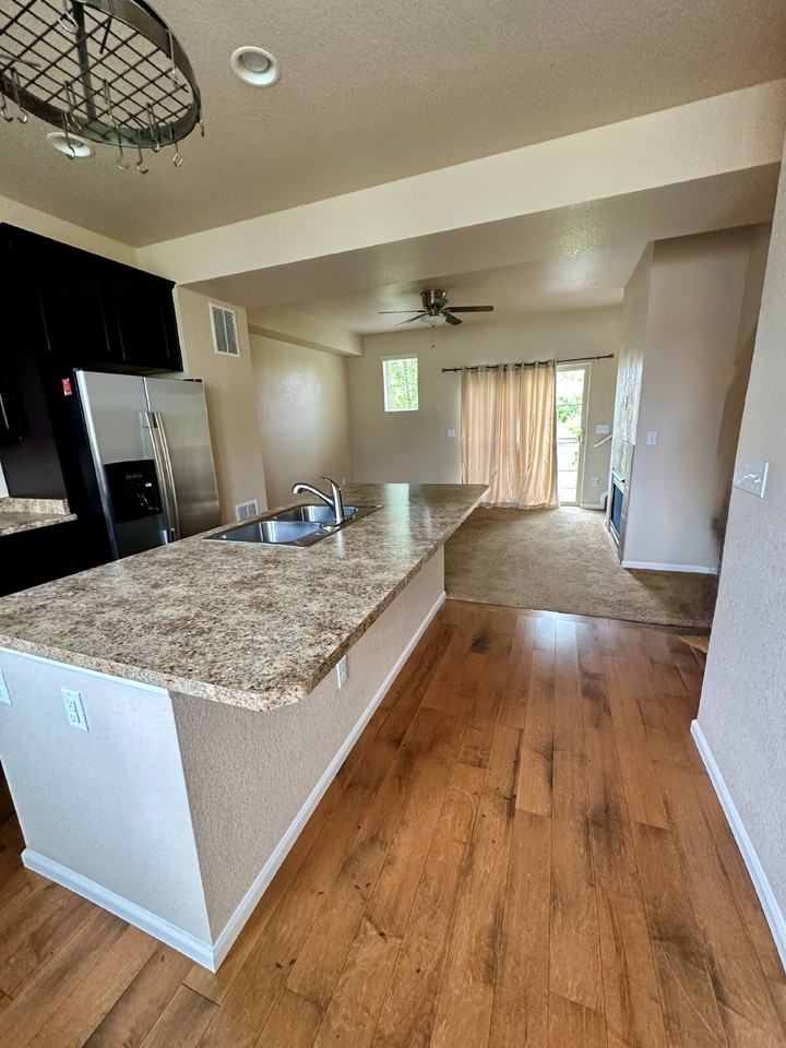 10312 Bellwether Ln - Photo 5 of 14