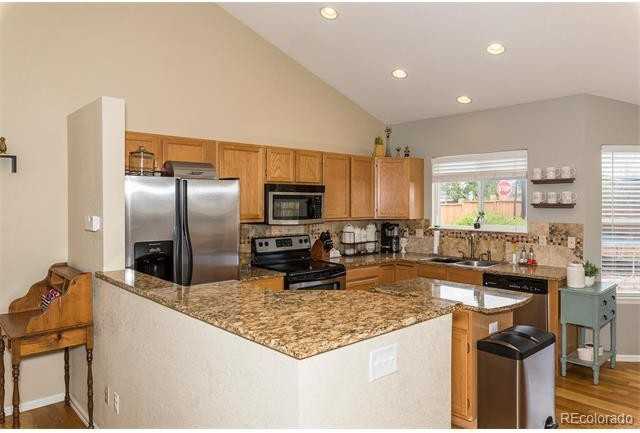 5682 S Quemoy Ct - Photo 5 of 23