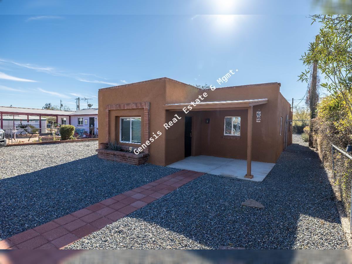 1509 W Saint Clair St - Photo 3 of 28