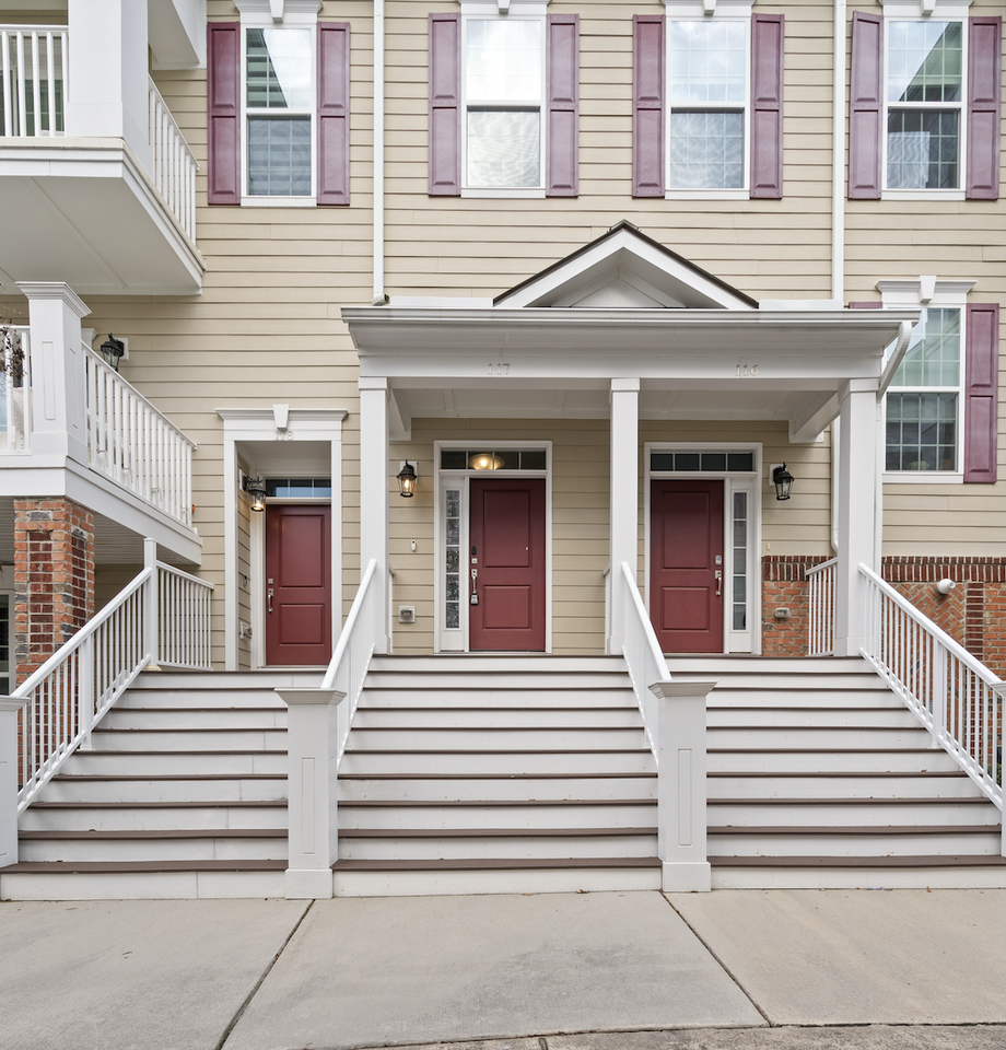 10310 Sablewood Dr #117 - Photo 2 of 41