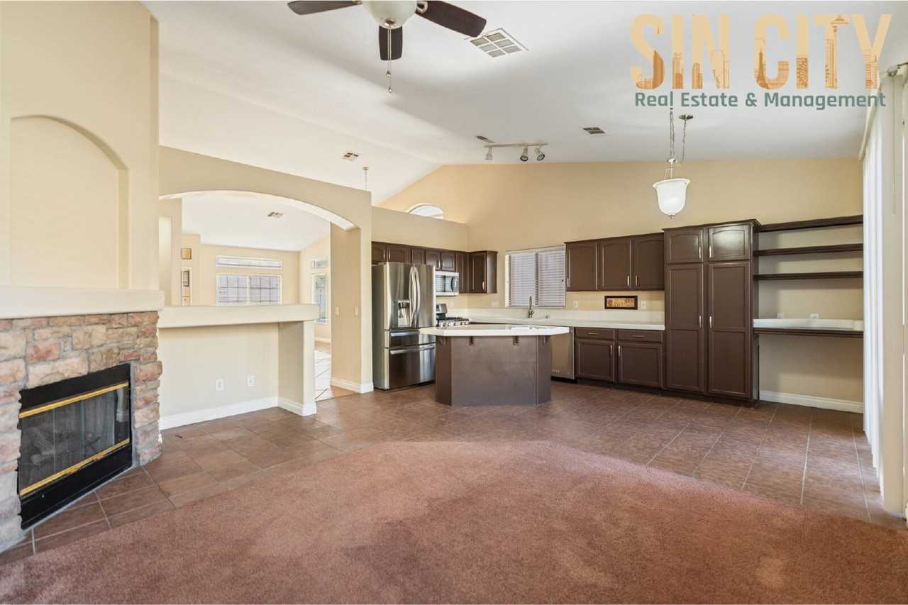 7555 Trickling Wash Dr - Photo 7 of 17