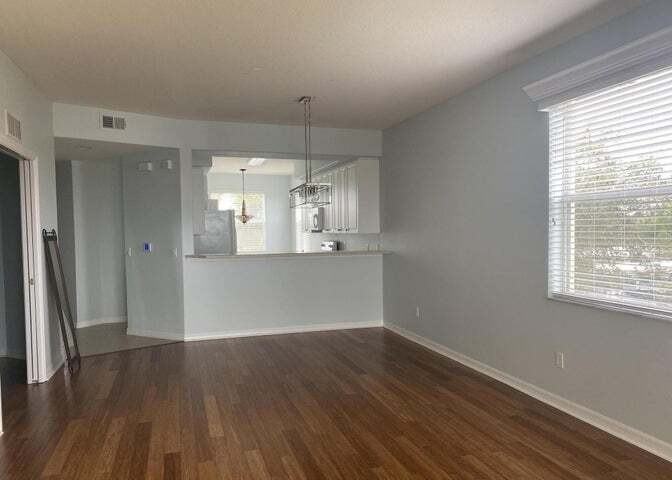 6838 Toland Dr - Photo 3 of 17