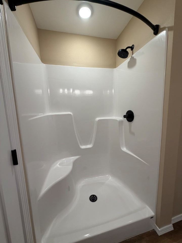 172 Ruby Ln - Photo 2 of 31