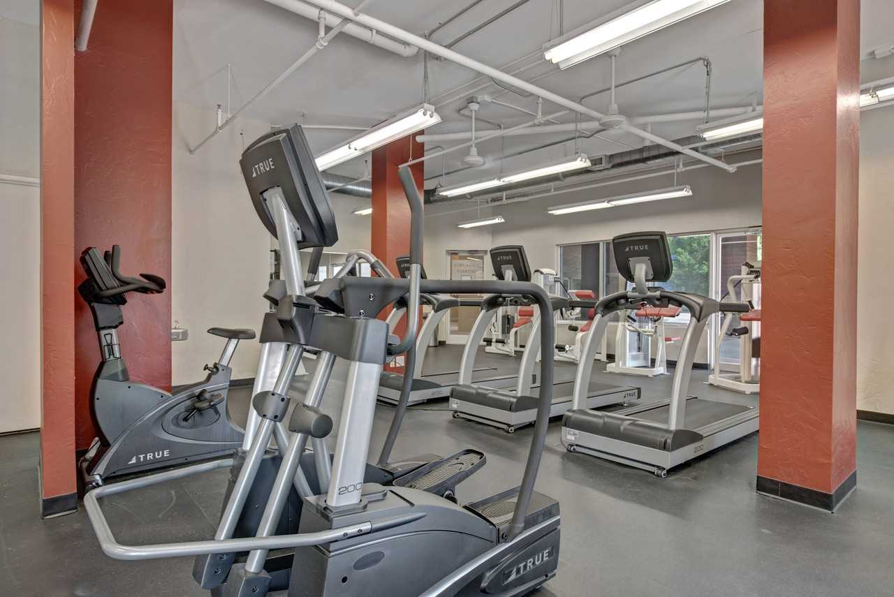 Aviare Arts District - Photo 7 of 15