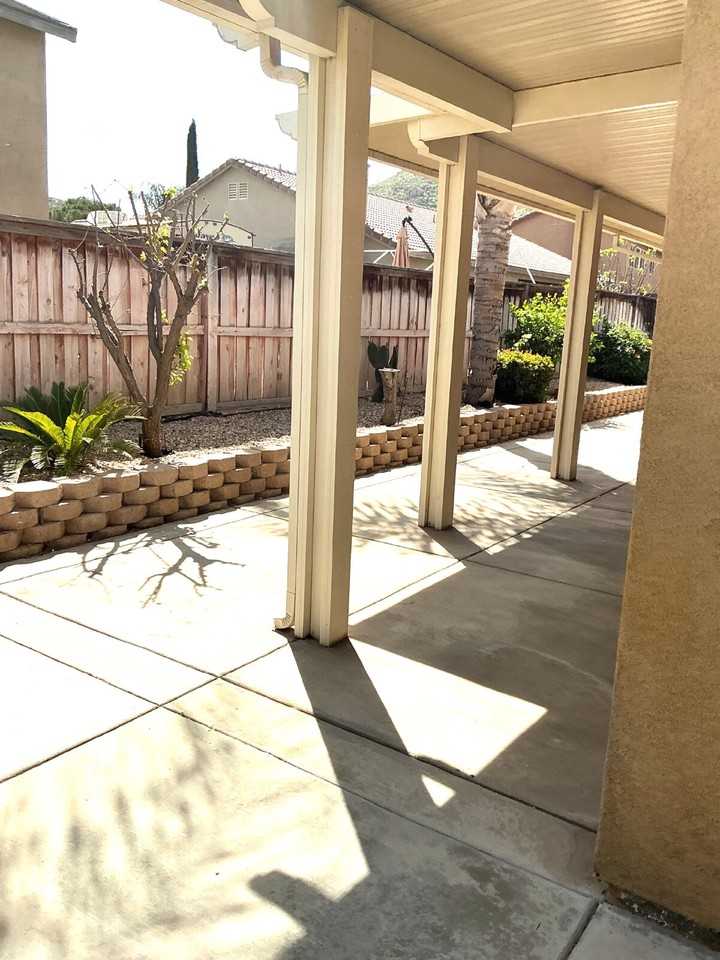 1250 Berylstone Dr - Photo 2 of 26