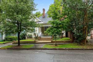 featured image of 921 Laurens St