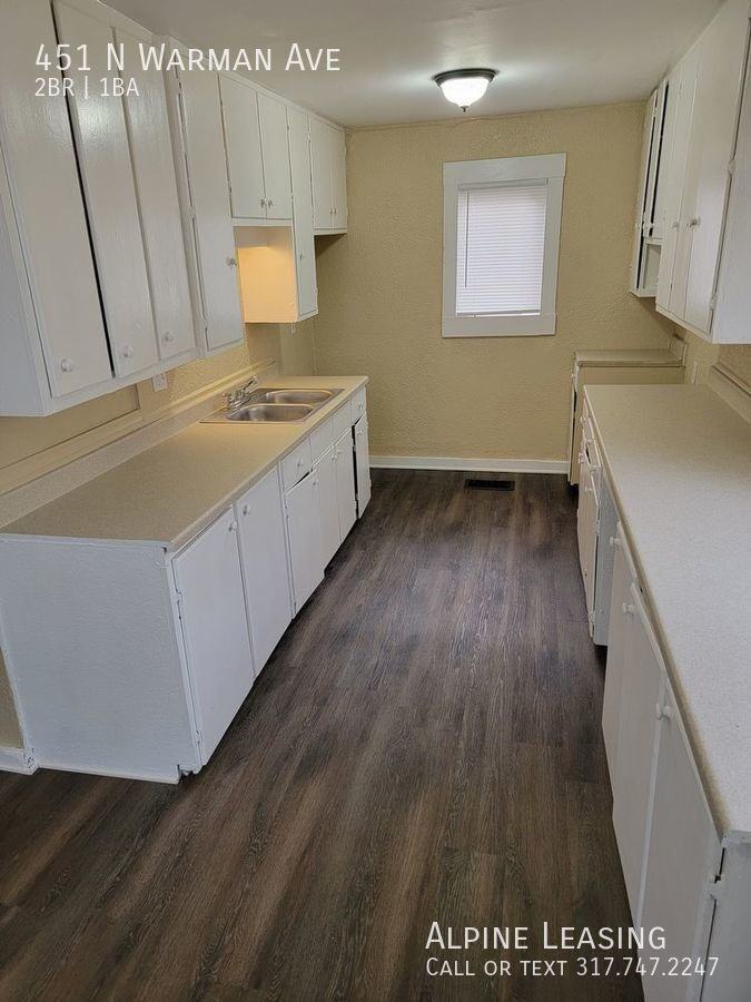 451 N Warman Ave - Photo 2 of 4