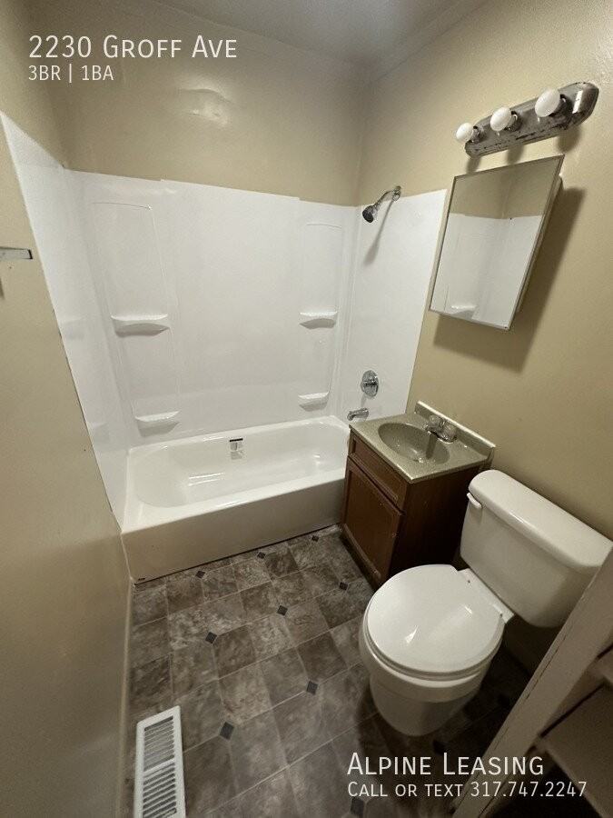 Groff Ave - Photo 3 of 4