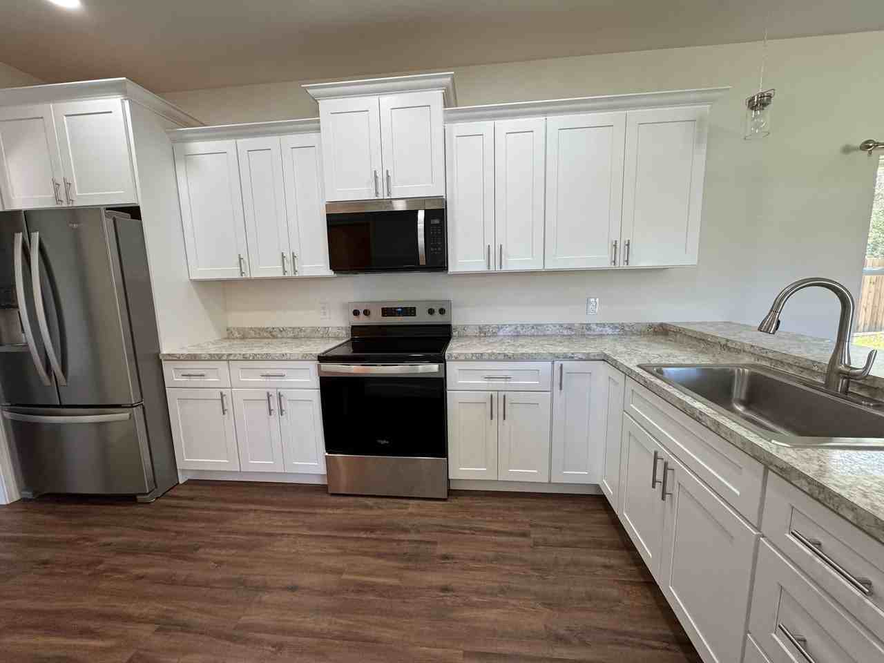 207 Sw Rose Pointe Pl - Photo 5 of 13