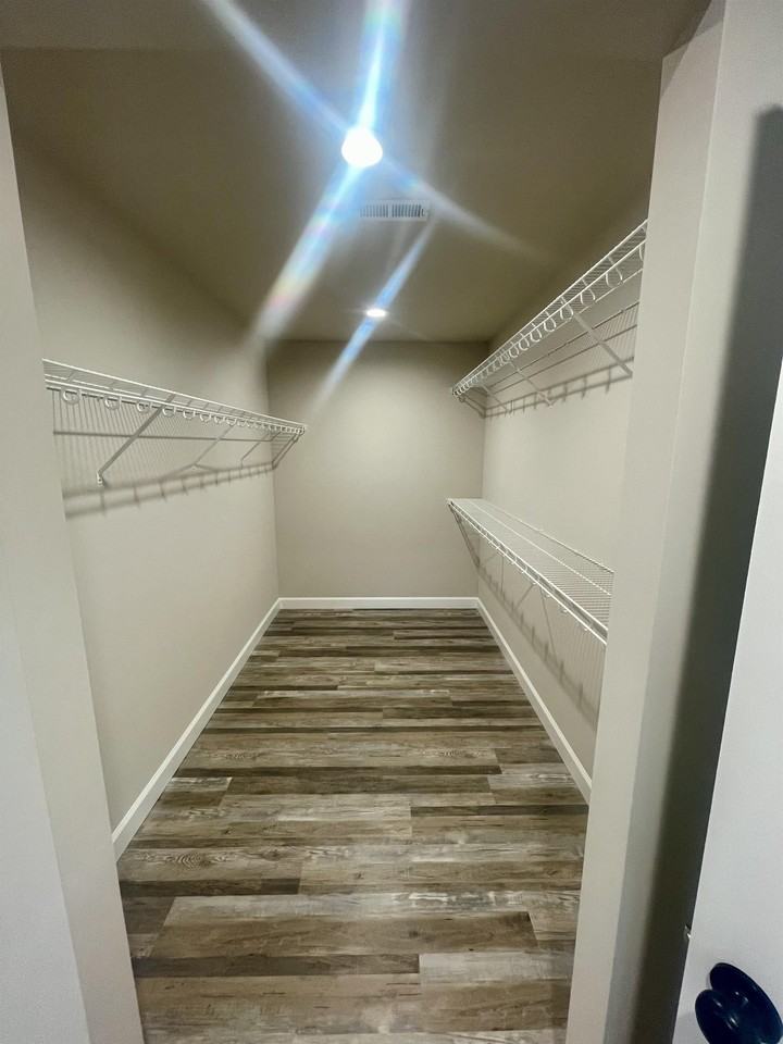 214 New Oak Dr #12 - Photo 5 of 27