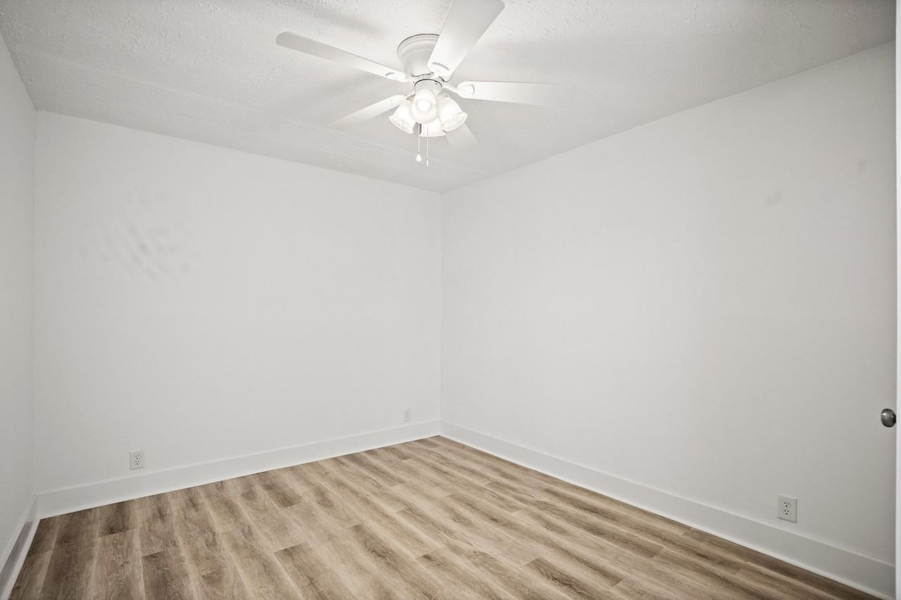 7230 Highwayeast - Photo 7 of 30