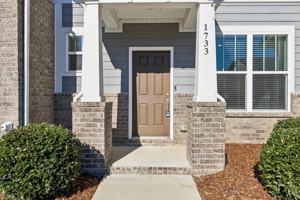 featured image of 1733 Frodo Way