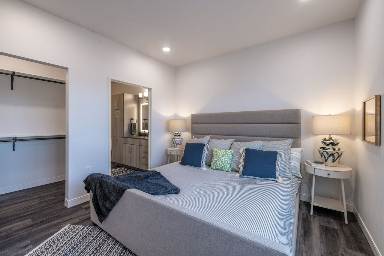 Confluence Apartments - Photo 2 of 10