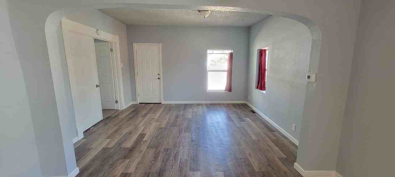 408 Rudd Ave - Photo 3 of 21