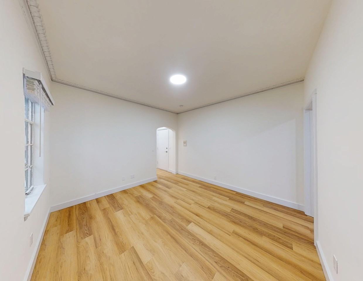 2369 Le Conte Avenue - Photo 7 of 27