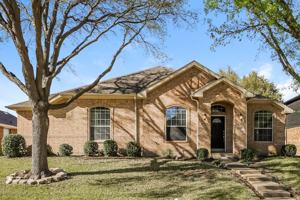 featured image of 1141 Lakeside Dr