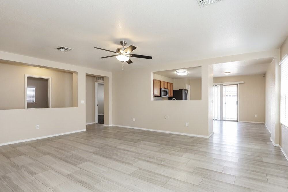 3042 W Casino Ave - Photo 4 of 16