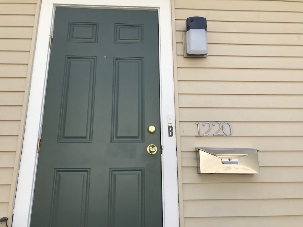 1220 Grant Ave #2 - Photo 2 of 14