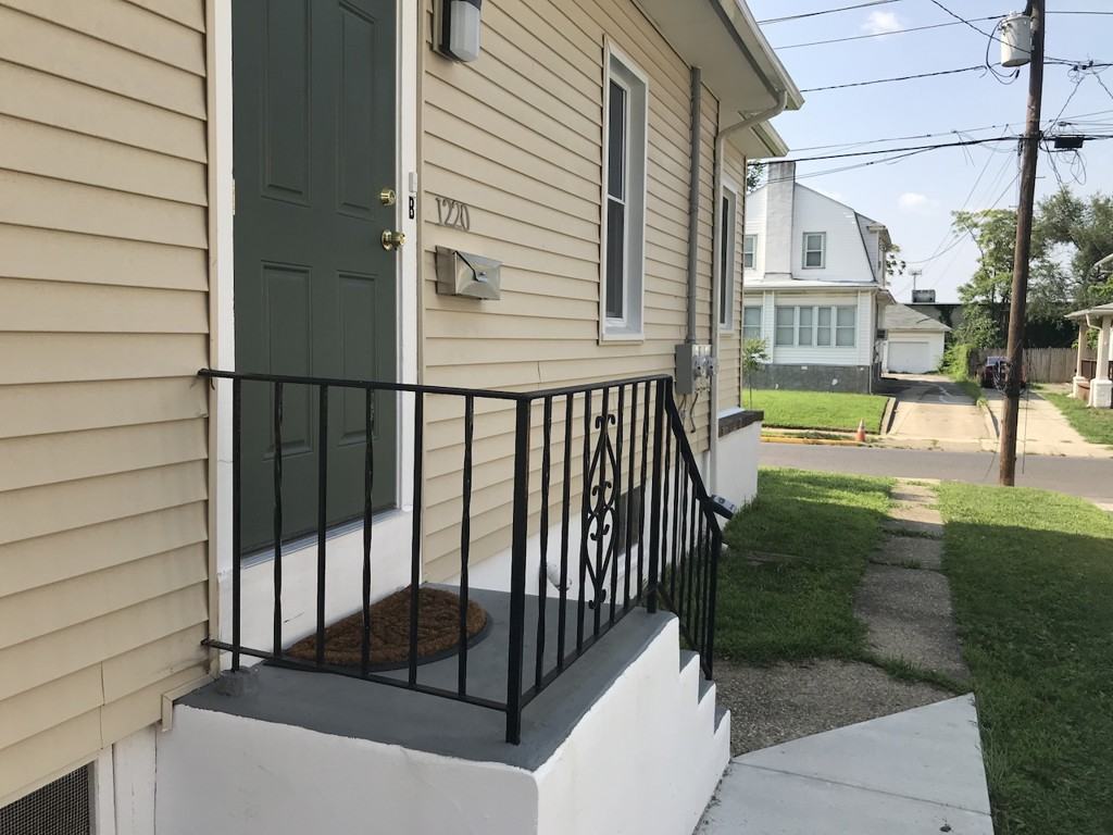 1220 Grant Ave #2 - Photo 3 of 14