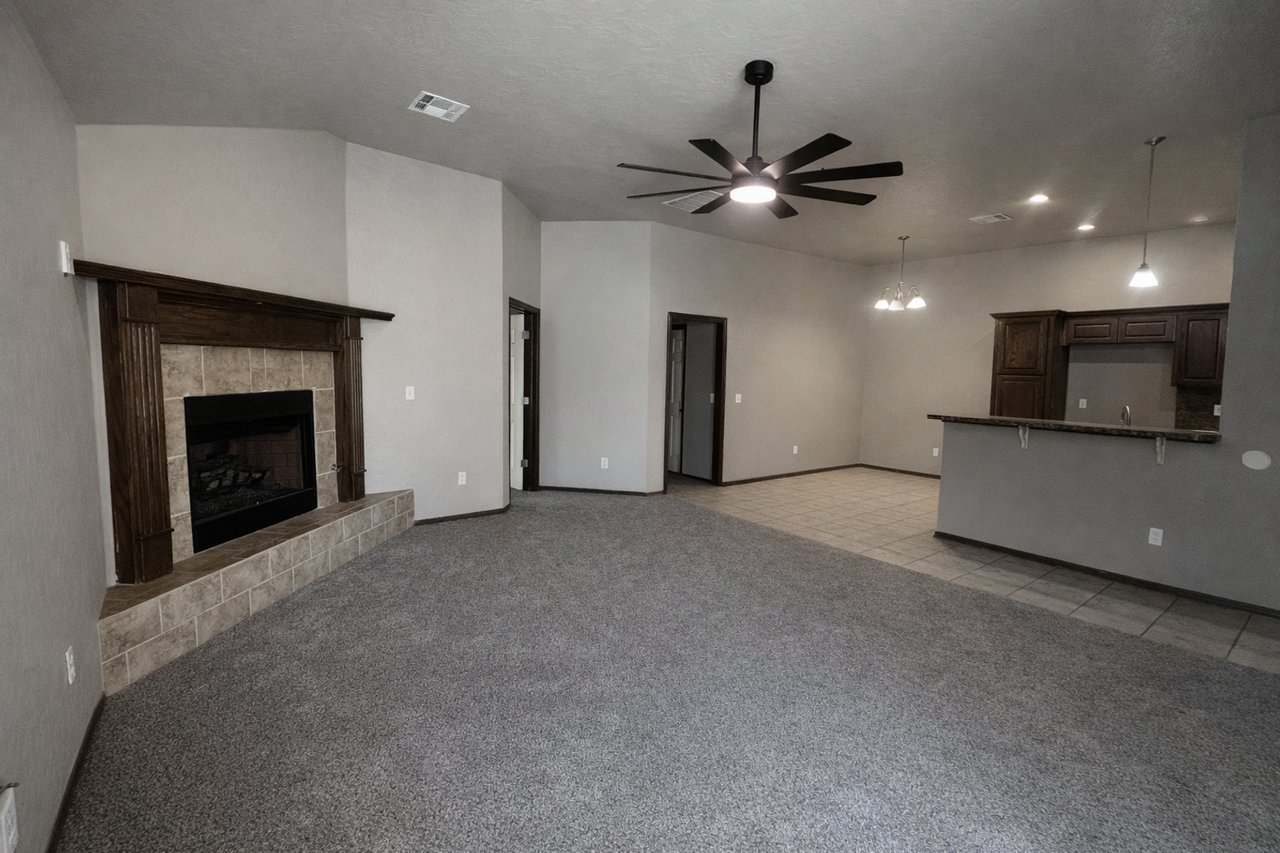 15109 Kyle Dr - Photo 3 of 15